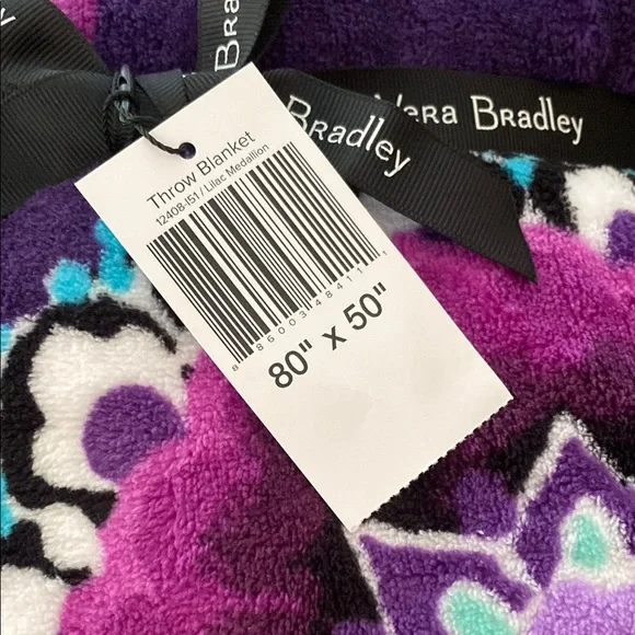 Vera Bradley Lilac Medallion Throw Blanket NWT 80” x 50” RARE - Picture 2 of 3
